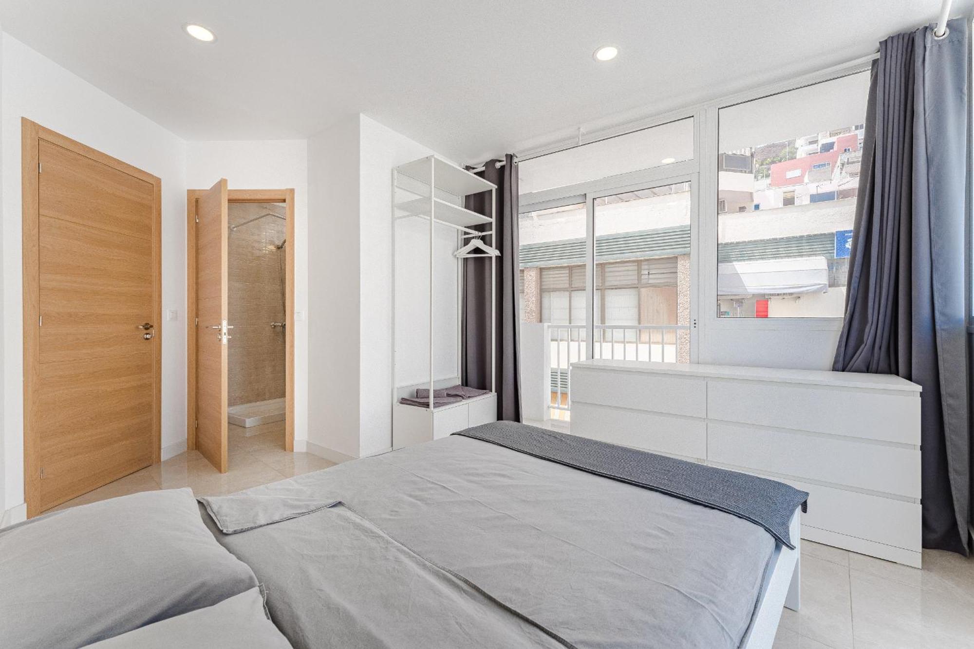 Few Steps From The Beach Hostel In Los Cristianos Arona  Luaran gambar