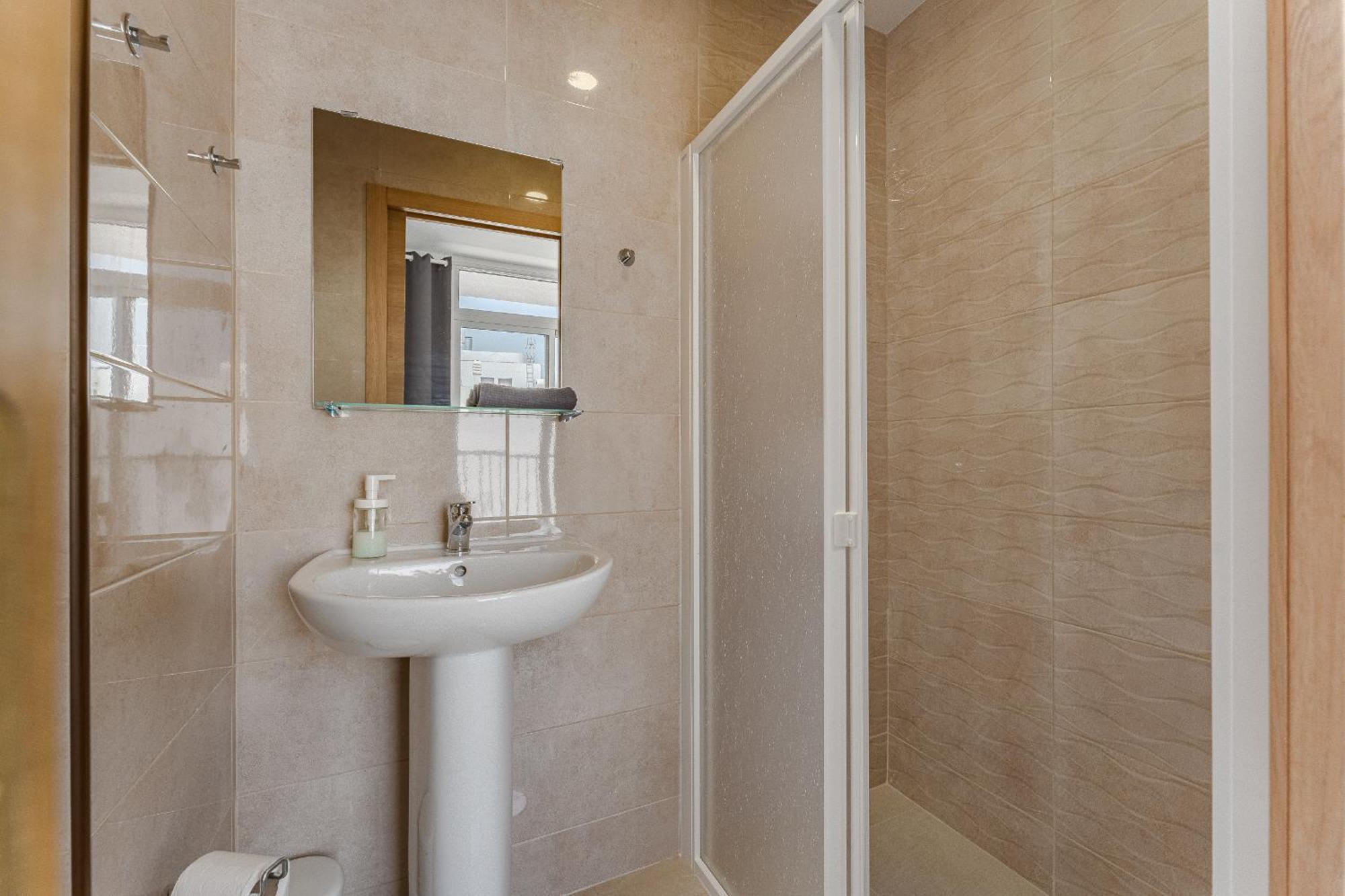 Few Steps From The Beach Hostel In Los Cristianos Arona  Luaran gambar