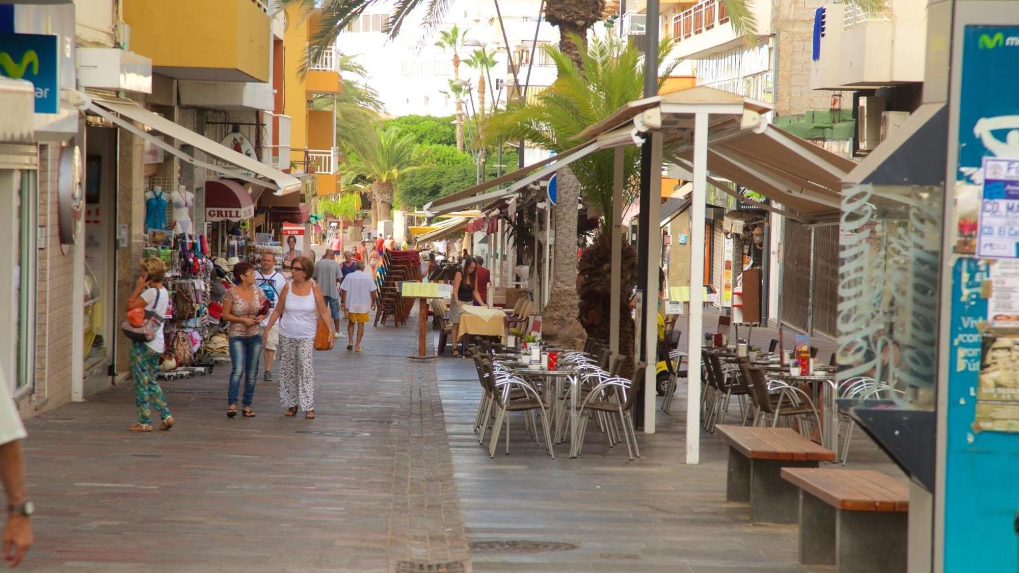 Few Steps From The Beach Hostel In Los Cristianos Arona  Luaran gambar