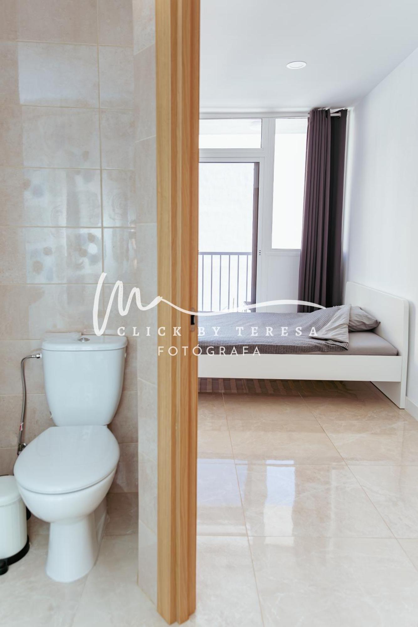 Few Steps From The Beach Hostel In Los Cristianos Arona  Luaran gambar